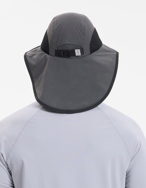 Dark Grey / Black