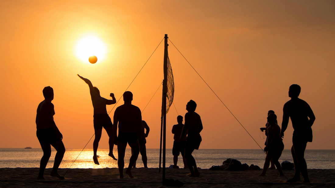 Who should wear sun protective clothing?